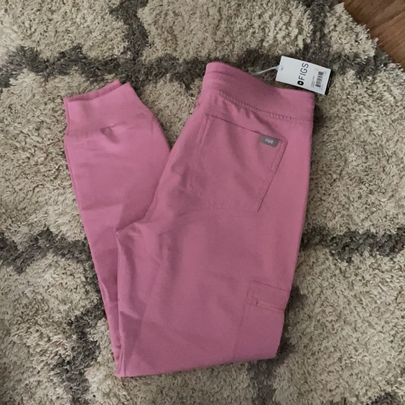 Chalk Pink FIGS Zamora - Picture 3 of 3